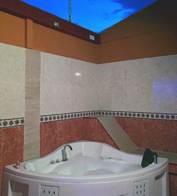 Solarium habitación 5 Apartahotel Amadeus